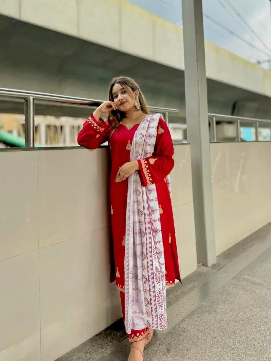 Pakistani%20Design%20Three-Piece%20Collection%20Salwar%20Kameez%20For%20Women%20-%203%20Pies%20Dress%20-%20Image%203