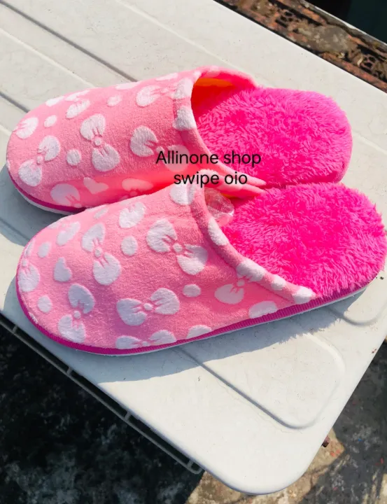 Premium%20Winter%20Slippers%20for%20Women%20Soft%20Cozy%20Footwear%20Stylish%20&%20Warm%20Design%20-%20Image%205