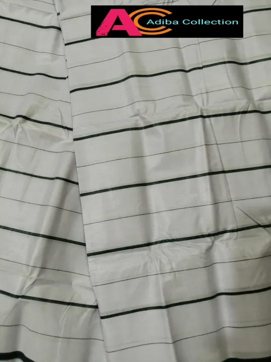 Lungi%20White%20Color%20Gap%20Check%20Lungi%20-%20Lungi%20For%20Men%20-%20Image%204