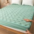 Thick Quilted Bed Cover Mattress Protector Bed Pad Queen King Size Breathable Anti-bacteria Non-slip Mattress Cover Fitted Sheet. 