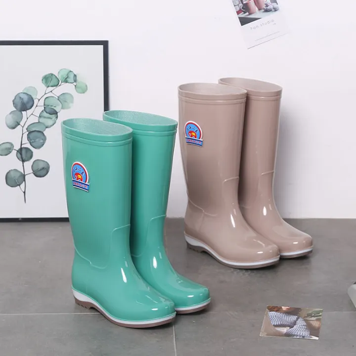 Four%20Seasons%20Rain%20Boots%20Women%20Long%20and%20Mid-Calf%20Length%20Rain%20Boots%20Non-Slip%20plus%20Velvet%20Detachable%20Warm%20Waterproof%20Fashion%20Ladies%20Rubber%20Shoes%20Rain%20Shoes%20Winter%20-%20Image%206