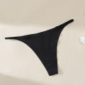 Women's Seamless Solid Color Briefs Panties. 