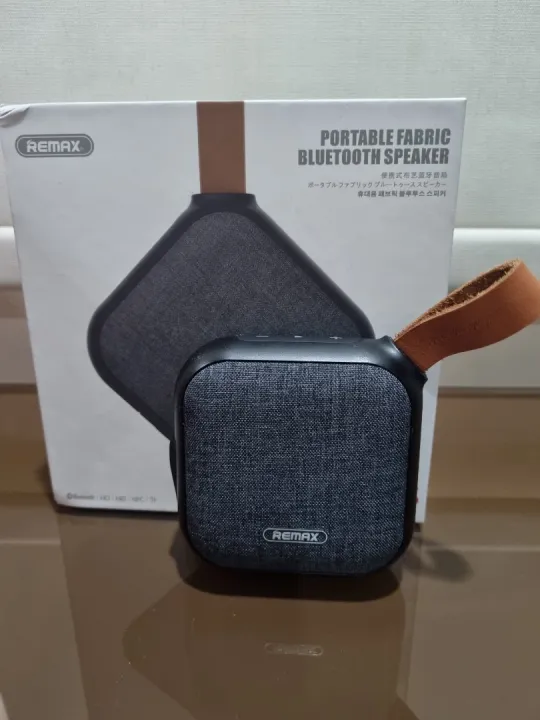 Remax%20RB-M15%20Bluetooth%20Speaker%20-%20Image%203