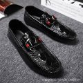 2019 New Social Fashion Leather Loafers Embossed Crocodile Pattern Men's Shoes Fashion Youth Leather Shoes Trendy Shoes. 