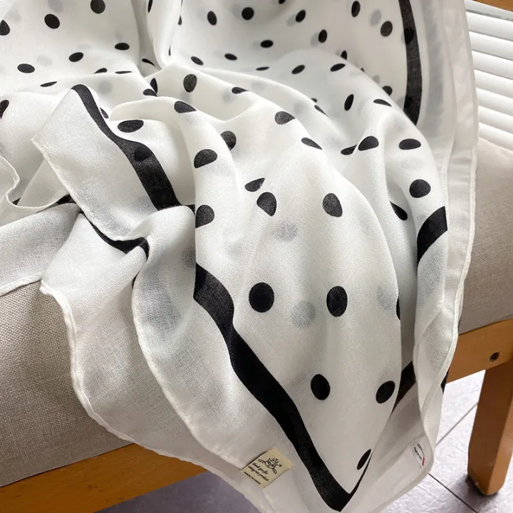 Xiaohongshu%20new%20beach%20towel%20sun%20protection%20thin%20cotton%20and%20linen%20summer%20printed%20scarf%20large%20shawl%20student%20warm%20scarf%20for%20men%20-%20Image%204