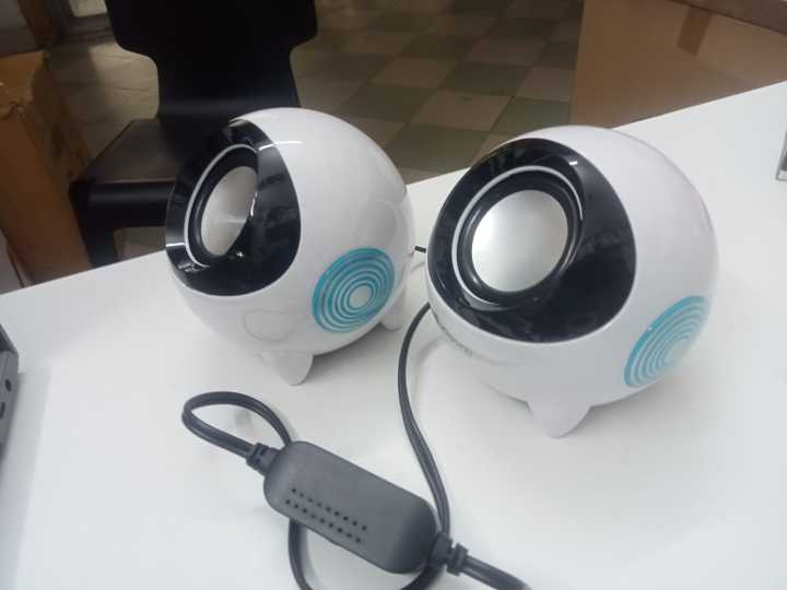 Small%20Mini%20Usb%20Speakers%20-%20Image%203