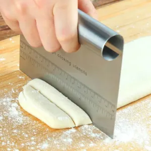 Stainless%20Steel%20Scraper%20Cutter%20Tool%20Ganache%20Cake%20Scraper%20Sugarcraft%20Fondant%20-%20Image%202