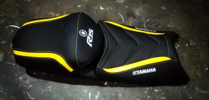 Yamaha%20R15%20V3%20seat%20cover%20modification%20-%20Image%205