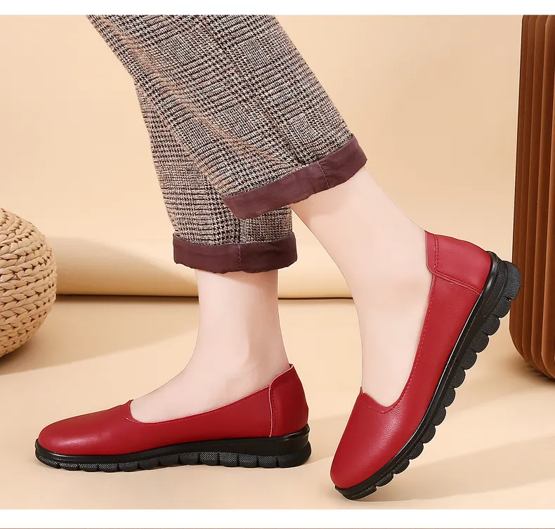 Flat Shoes For Women Big Size 35-41 Leather Slip On Loafers Women