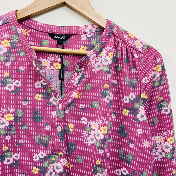 Ladies%20Three%20Quarter%20Sleeve%20Soft%20Floral%20Casual%20Tops%20With%20Knitted%20Bottom%20From%20Levin%20-%20Image%205