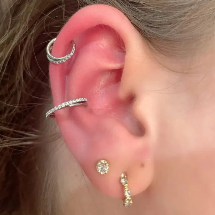 G23%20Titanium%20Implant%20Grade%20Hinged%20Seamless%20Earrings%20Clicker%20Hoop%20Ring%20for%20Cartilage%20Helix%20Rook%20Septum%20Daith%20Tragus%20Conch%20-%20Image%206