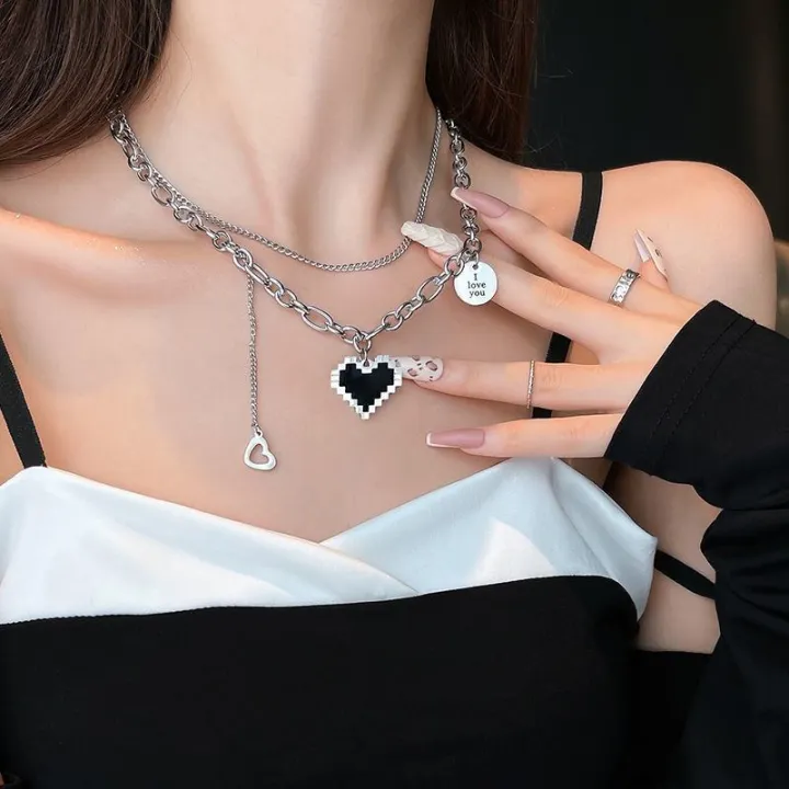 Trendy%20Punk%20Mosaic%20Pixel%20Double%20Layer%20Necklace%20Charm%20Gothic%20Clavicle%20Chain%20Metal%20Black%20Heart%20Pendant%20Necklace%20for%20Women%20Girls%20Party%20Jewelry%20Gift%20-%20Image%204