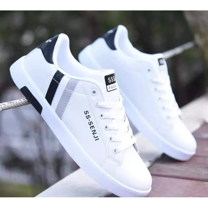 Lightweight%20Comfort%20-%20White%20Color%20Sneakers%20For%20Men%20With%20High-Quality%20Fabrics%20and%20Rubber%20Sole%20-%20Comfortable%20Fashion%20-%20Image%202