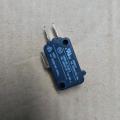 3Pcs- Without Lever 3Pin Limit Switch Micro Limit Switch 16A 250VAC SPDT Limit Switche 3 Pin KW7-0 KW7 T125 5E4 Common Terminal Switches For Microwave Oven Game Machines Electric Cookers Blender.
