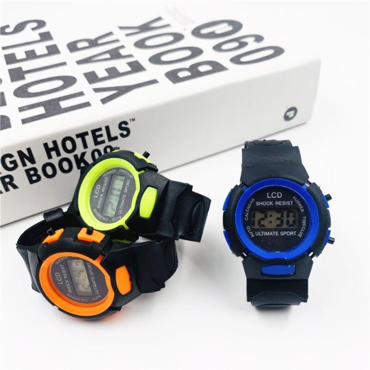 Children%20Boys%20And%20Girls%20Black%20Color%20Circle%20Waterproof%20Electronic%20Watches%20Digital%20Watches%20Children%20Sports%20Watches%20-%20Image%207