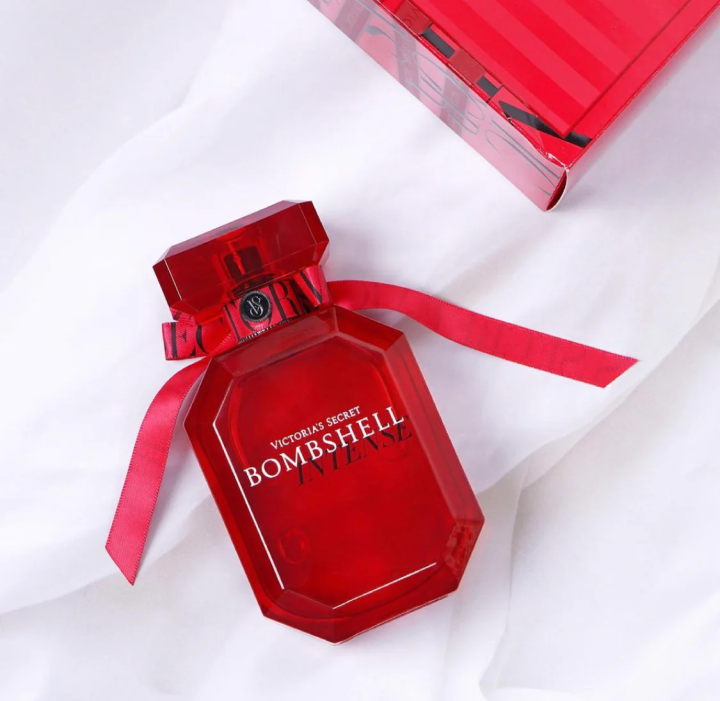 Victoria's%20Secret%20Bombshell%20Intense%20Eau%20de%20Parfum%20(100ML)%20-%20Image%205