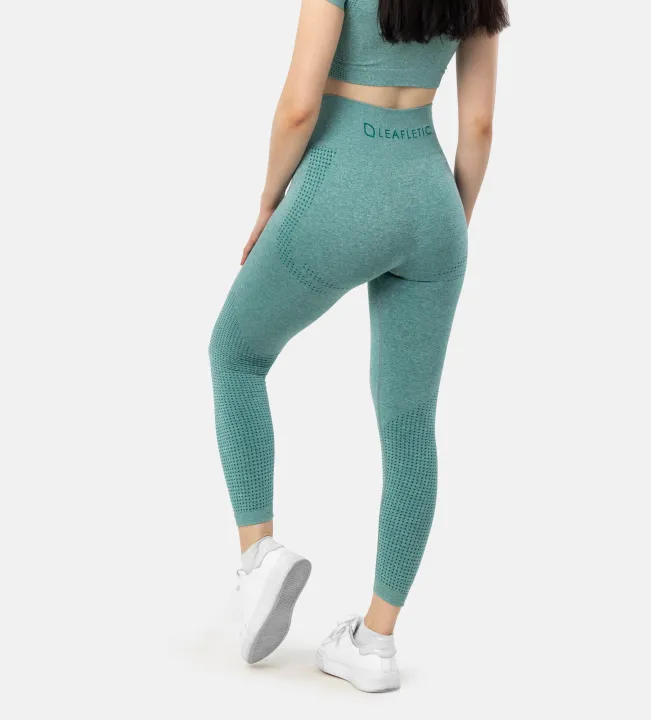 Leafletic%20Women%E2%80%99s%20Seamless%20Leggings%20%7C%20High-Waist%20Activewear%20Tights%20%7C%20Ultra%20Comfort%20Gym%20Wear,%20Yoga%20&%20Fitness%20Pants%20%7C%20Workout%20Outfit%20for%20Running%20&%20Training%20-%20Image%205