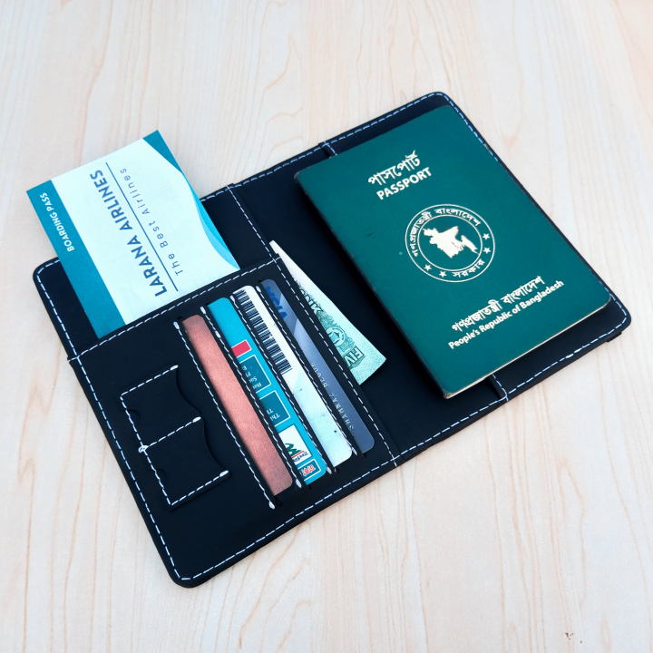 Premium%20Passport%20Cover%20with%20Card%20Holder%20in%20Multi-Functional%20fashionable%20design%20-%20Image%205