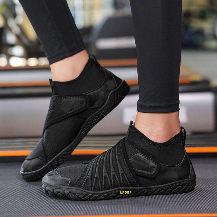 Indoor%20Fitness%20Shoes%20Men's%20Summer%20Breathable%20Treadmill%20Shoes%20Women's%20Yoga%20Fitness%20Pilates%20Barefoot%20Sports%20Shoes%20Lightweight%20-%20Image%203