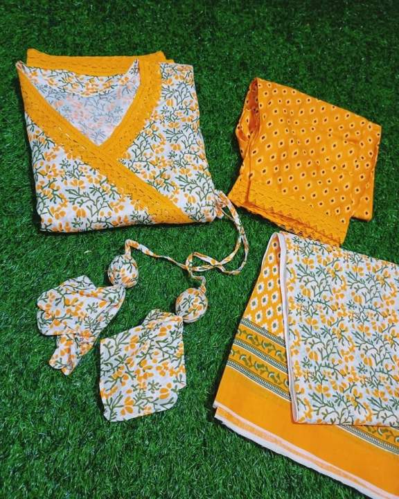 Elegant%20Linen%20Three-Piece%20Shalwar%20Kameez%20Set%20Gown%20-%20Image%203