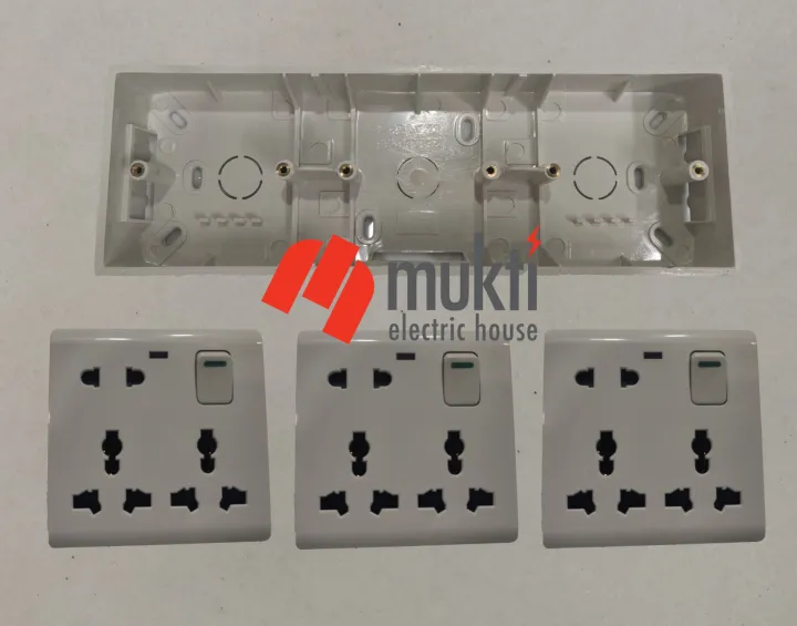 Three%20Gang%20PVC%20with%203Pcs%208%20Pin%20Multi%20with%202%20Pin%20and%20Double%203%20Pin%20Combined%20Function%20Universal%20Socket%20with%20Switch%208Pin%20Multy%203Gang%20Back%20Cover%20Junction%20Box%20-%20Image%202