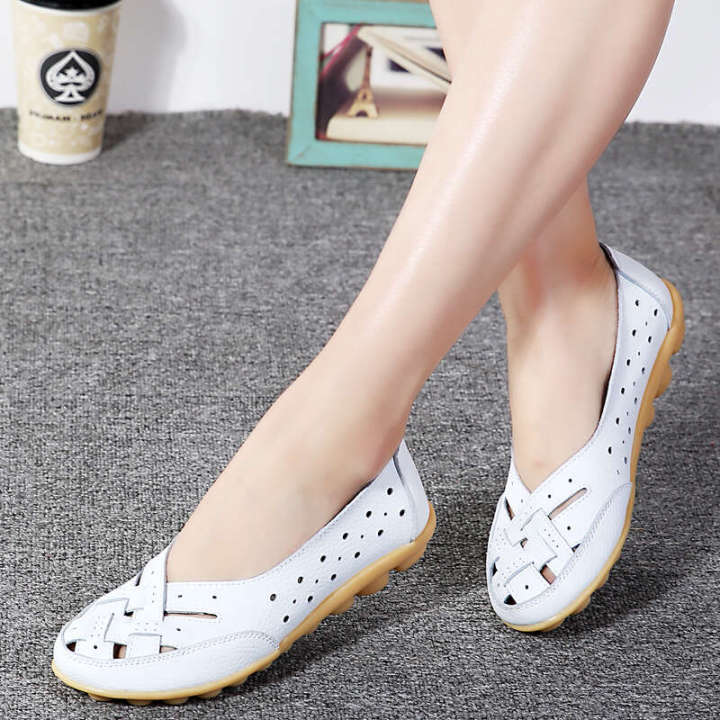 44 size Bird's Nest Hole Flat Bottom Sandals Summer Single Bean Leather Casual Women's Middle School Top Size Mom Shoes