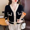 Cardigan Sweater Women's 2023 Spring and Autumn New Style Small Fragrant V-neck Coat Short Western-style Bottom Shirt Top.