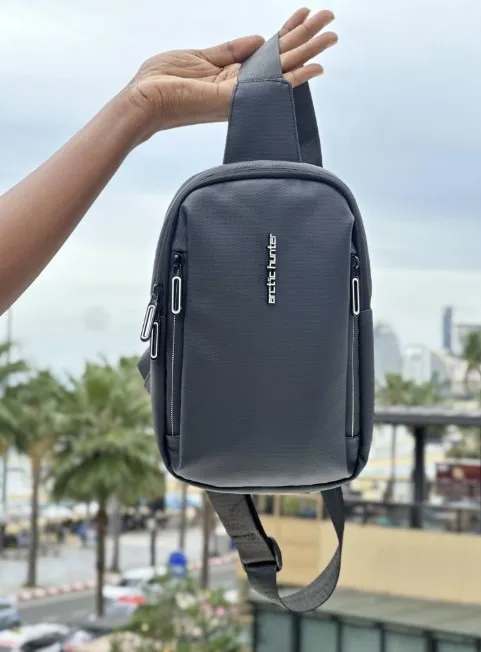 New%20Hunter%20Men%20Crossbody%20Sling%20Bag%20Shoulder%20Bag%20Travel%20Crossbody%20Bag%20-%20Cross%20Body%20Bag%20-%20Image%204