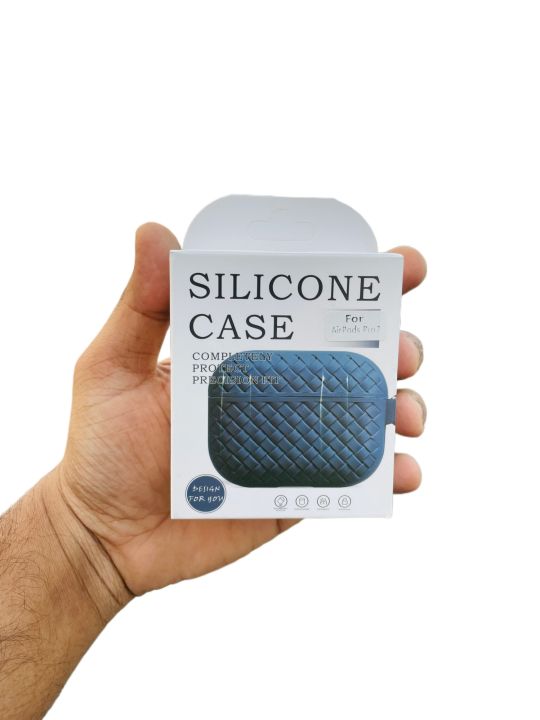 Premium%20Protective%20Cover%20for%20Apple%20Airpods%20Pro/Pro%202nd%20Gen%20%E2%80%93%20Scratch%20and%20Drop%20Resistant,%20Lightweight%20-%20Image%202