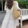 Woven Straw Straw Bag Fashionable Versatile Lightweight Shoulder Bag Large Capacity Tote Bag for Summer Vacation Beach Travel Daily Use.