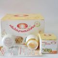 Kim Whitening Pearl and Snow Lotus Cream (20g). 