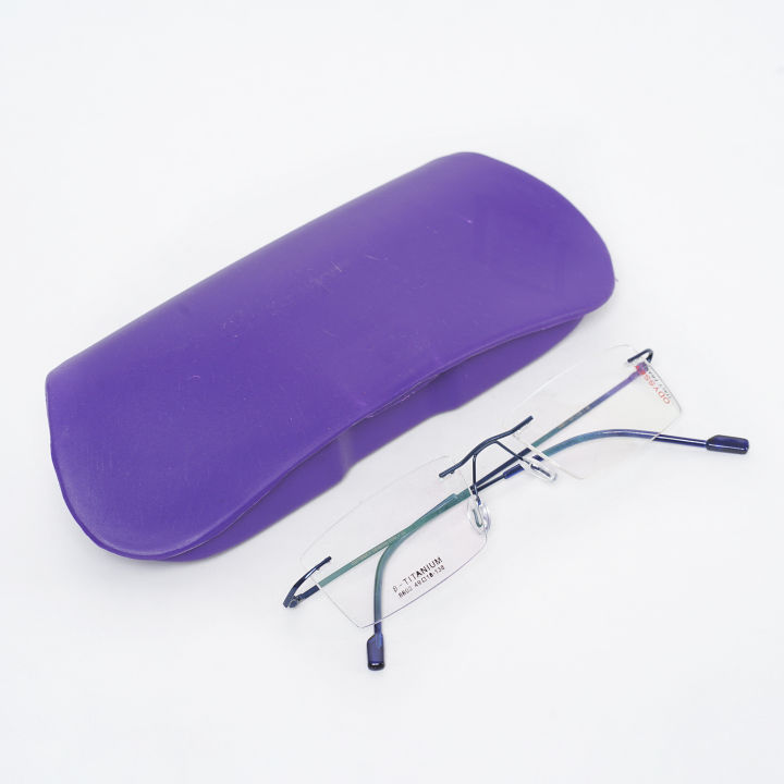 Titanium%20Rimless%20Unisex%20Frame%20-%20In%20Odysses%20For%20Optics%20Zone%20Bid%20-%20Elevate%20Your%20Style%20With%20These%20Titanium%20Rimless%20Unisex%20Frames%20By%20Odysses%20-%20Image%203