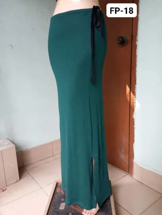 shapewear%20fishcut%20petticoat%20for%20girls%20to%20wear%20with%20sarees%20for%20women%20and%20girls%20-%20Image%209