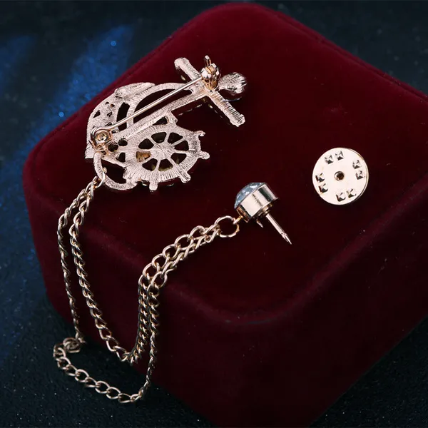 Naval%20Rudder%20Anchor%20Chain%20Brooch%20Men's%20Lapel%20Pin%20Metal%20Brooch%20Fashion%20Accessories%20-%20Image%204