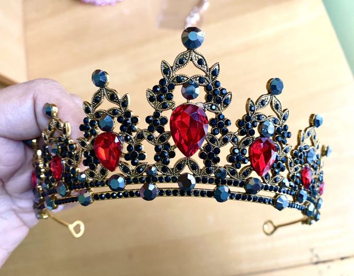 Head%20Crown%20For%20Women%20And%20Girl%20Rhinestone%20Headband%20Head%20Crown%20Princess%20Jewelry%20-%20Image%204