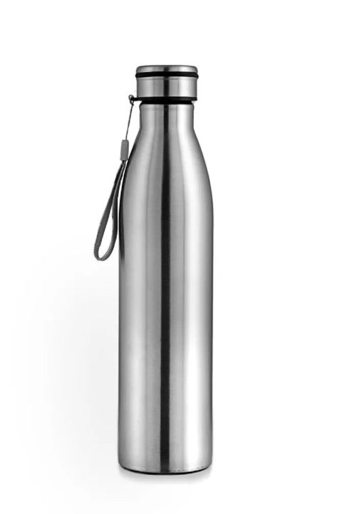 Stainless%20Steel%20Water%20Bottle%20For%20School%20Kids,%20Men%20&%20Women%20700Ml%20-%20Stay%20Hydrated%20Throughout%20The%20Day%20With%20This%20Portable%20And%20Stylish%20Water%20Bottle%20-%20Water%20Bottle%20-%20Image%204