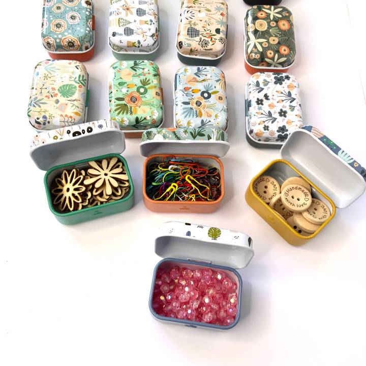 Designer%20Mini%20Collectable%20Tin%20Box%201pc%20Metal%20Storage%20Candy%20Box%20Case%20Perfume%20Packaging%20Small%20Gift%20for%20Kids%20-%20Image%204
