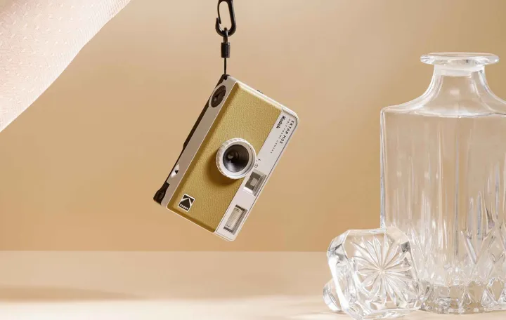 KODAK%20EKTAR%20H35%20yar%C4%B1m%20%C3%A7er%C3%A7eve%20kamera/yeni%20H35N%2035mm%20Film%20kamera%20fla%C5%9F%20%C4%B1%C5%9F%C4%B1%C4%9F%C4%B1%20ile%20yeniden%20Film%20kamera%20-%20Image%204
