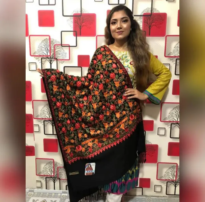 Kashmiri%20Poshmina%20Shawl%20For%20Women%20%7C%20Cashmere%20Winter%20Shal%202024%20-%20Image%202