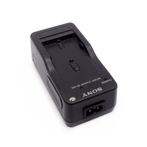 SONY%20BC-V615%20Charger%20FOR%20SONY%20NP-F550/%20F970/%20F960/%20F770/%20F970%20Batteries%20-%20Image%202