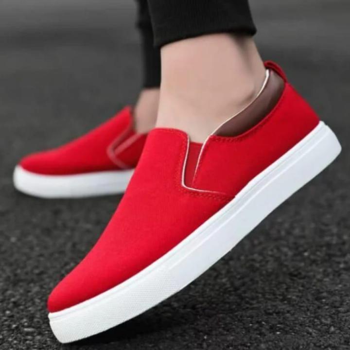 New%20Trendy%20Red%20Color%20Korean%20Canvas%20Sneakers%20Shoes%20for%20Men%20Slip%20On%20Casual%20Shoes%20-%20Image%202