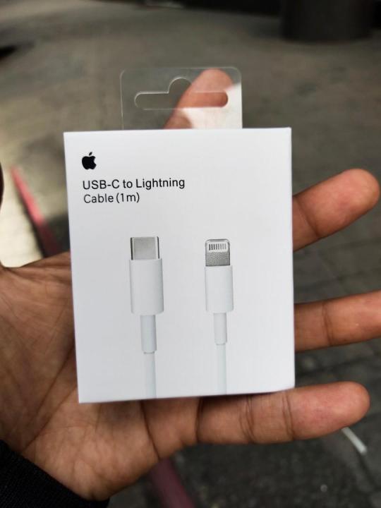20W%20PD%20Fast%20Charger%20Cable%20For%20Apple%20iphone%2013%20pro%20max%20Charger%20USB-C%209V%205V%203A%20-%20Image%204