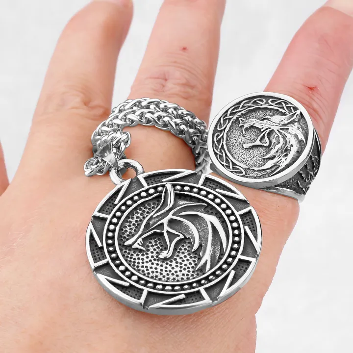 Viking%20Stainless%20Steel%20Wolf%20Head%20Necklace%20Men%20Odin%20Symbol%20Amulet%20Pendant%20Necklace%20Jewelry%20Vintage%20Accessories%20Wholesale%20-%20Image%205