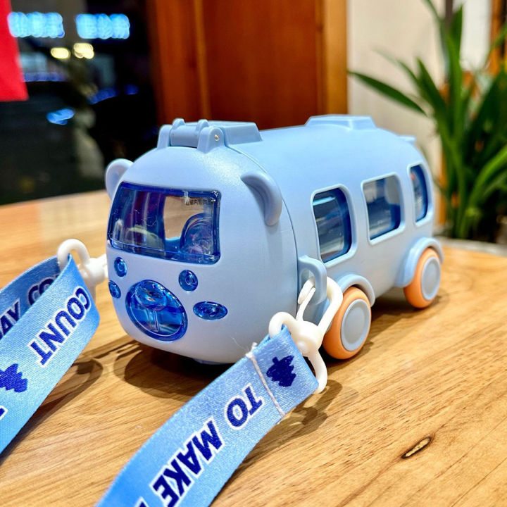 500ML%20Bus%20Shape%20Straw%20Water%20Bottle%20with%20Movable%20Wheels%20Strap%20Cute%20Car%20Water%20Bottle%20Leakproof%20for%20Sports%20Camping%20Picnic%20-%20Image%202