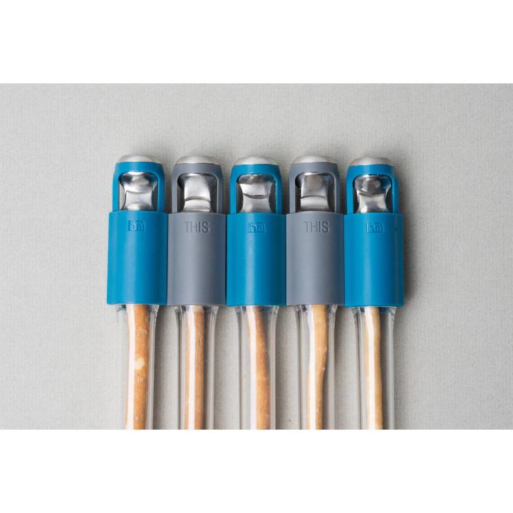 Miswak%20Cutter%20Case%20-%20THIS%20Toothbrush%20-%20Miswaak%20Products%20-%20Image%202