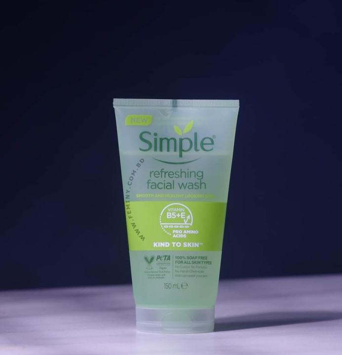 Simple%20Refreshing%20Facial%20Wash%20For%20Oily%20Skin%20-%20150ml%20-%20Image%204