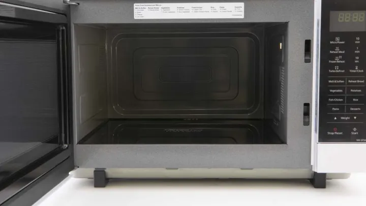 Panasonic%20NN-SF564W%20Inverter%20Solo%20Induction%20Microwave%20Oven%20-%2027%20Liter%20-%20Image%207