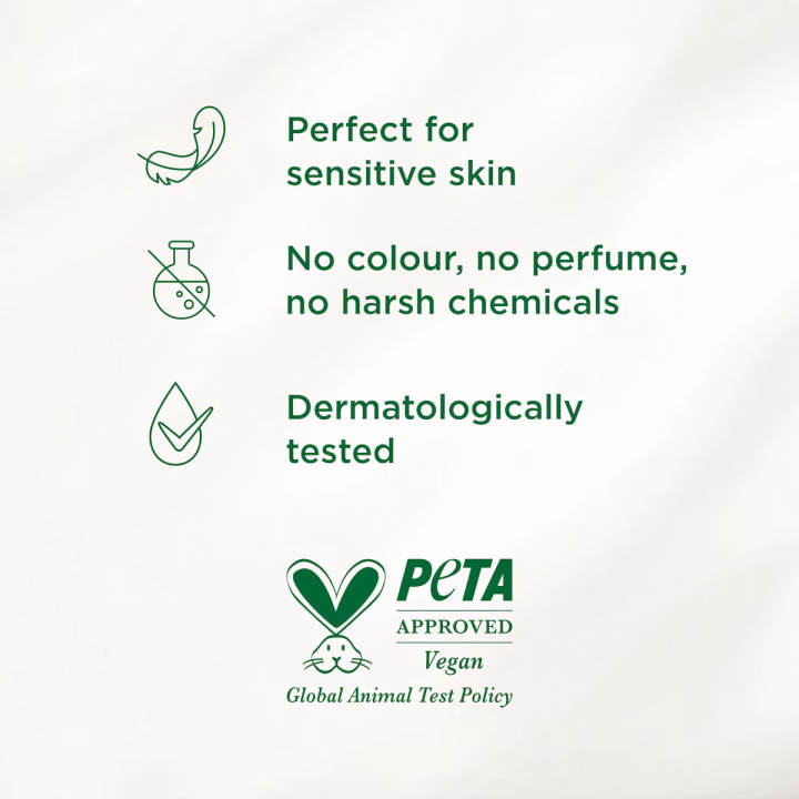 Simple%20Kind%20to%20Skin%20Hydrating%20Light%20Moisturiser%20-%20125%20ml%20-%20Image%204