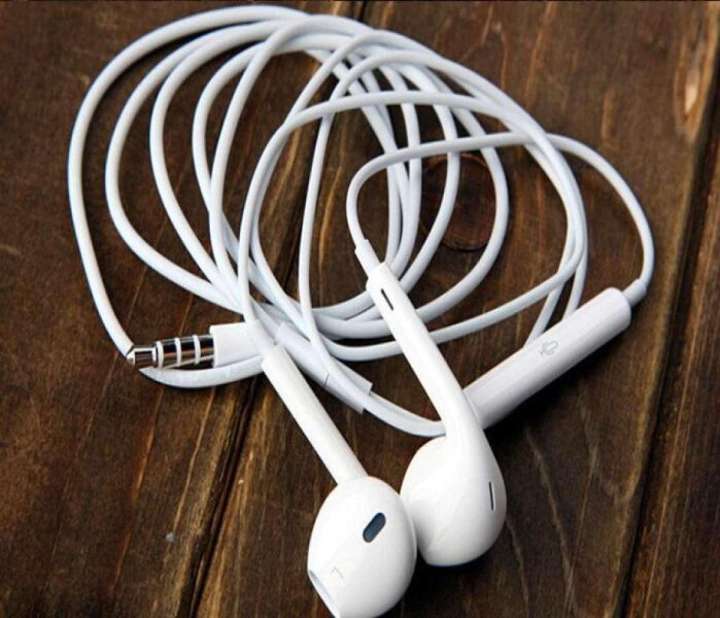Ear%20Headphones%20Wired%20Earphone%20for%20Apple%20IPhone%20X%20XR%20XS%20Max%208%207%206%206S%20Plus%206%205%205S%20Earbuds%20with%20Microphone%20Ear%20Phone%20-%20Image%202