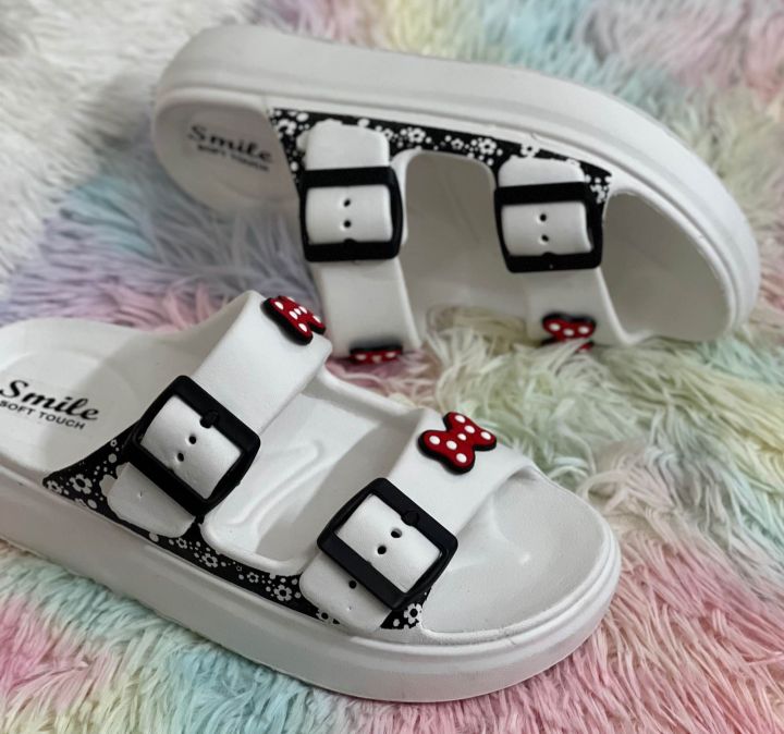 New%20Soft%20EVA%20Rubber%20Lightweight%20&%20Comfortable%20Buckle%20Sandals%20with%20Cute%20Charms%20for%20Girls%20&%20Womens%20Slippers%20-%20Image%209